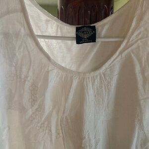 Calstyle Women's White Blouse